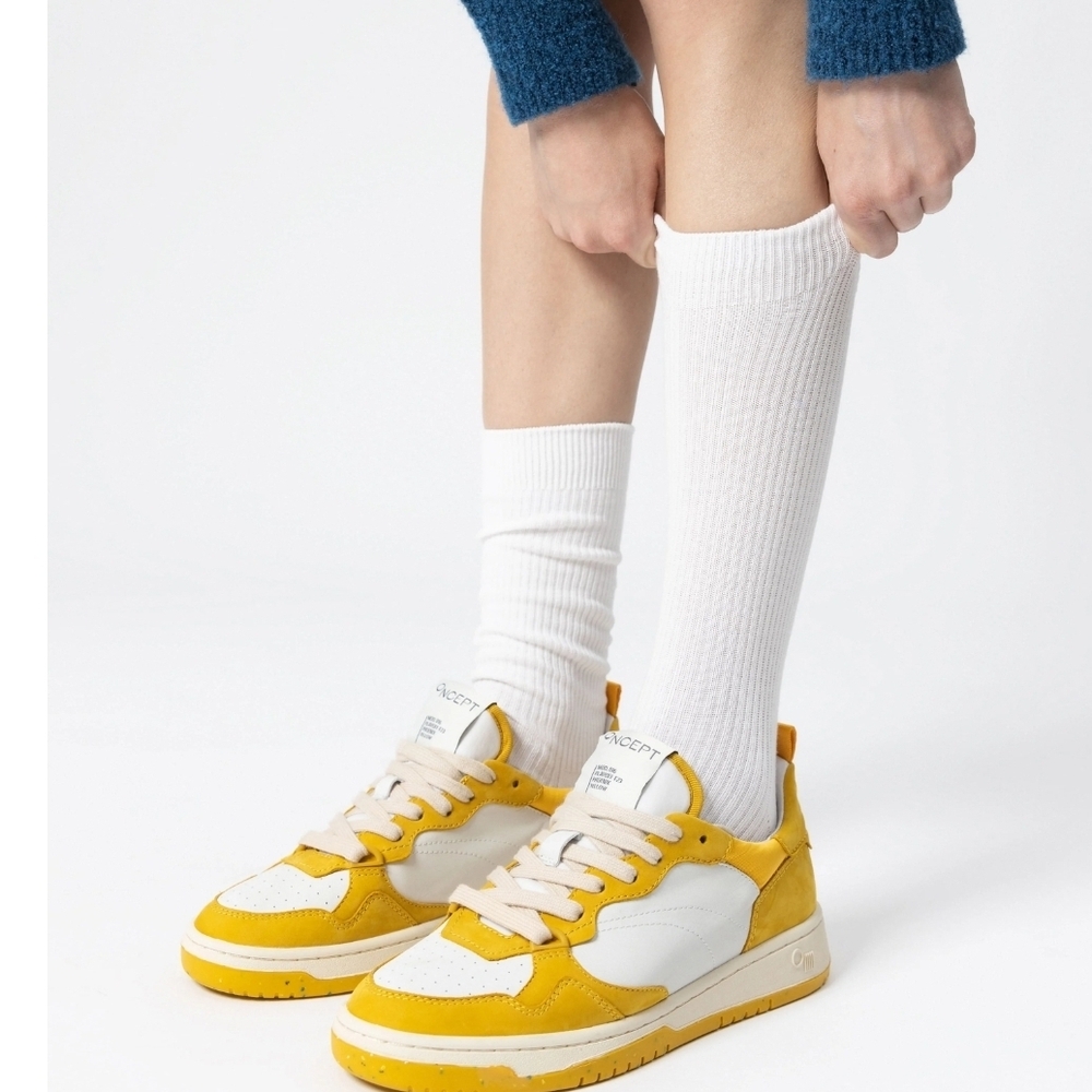 NEW &Never Worn ONCEPT PHOENIX Maize Sneakers